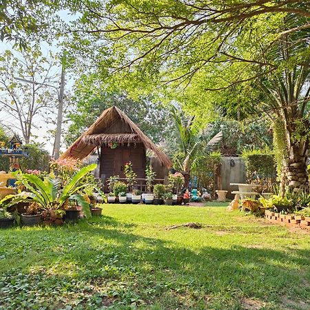 Smilingface Guesthouse Сукотаи Экстерьер фото