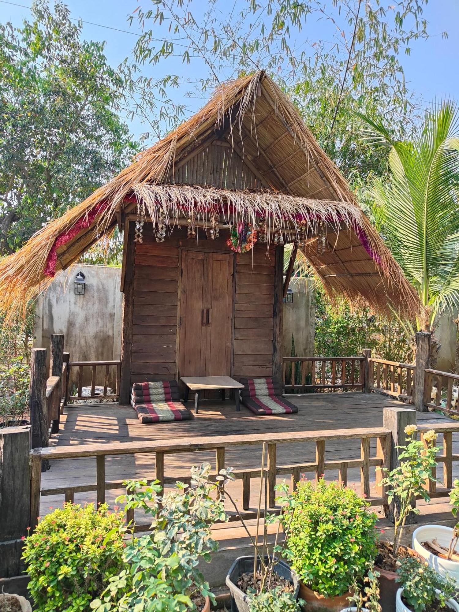 Smilingface Guesthouse Сукотаи Экстерьер фото