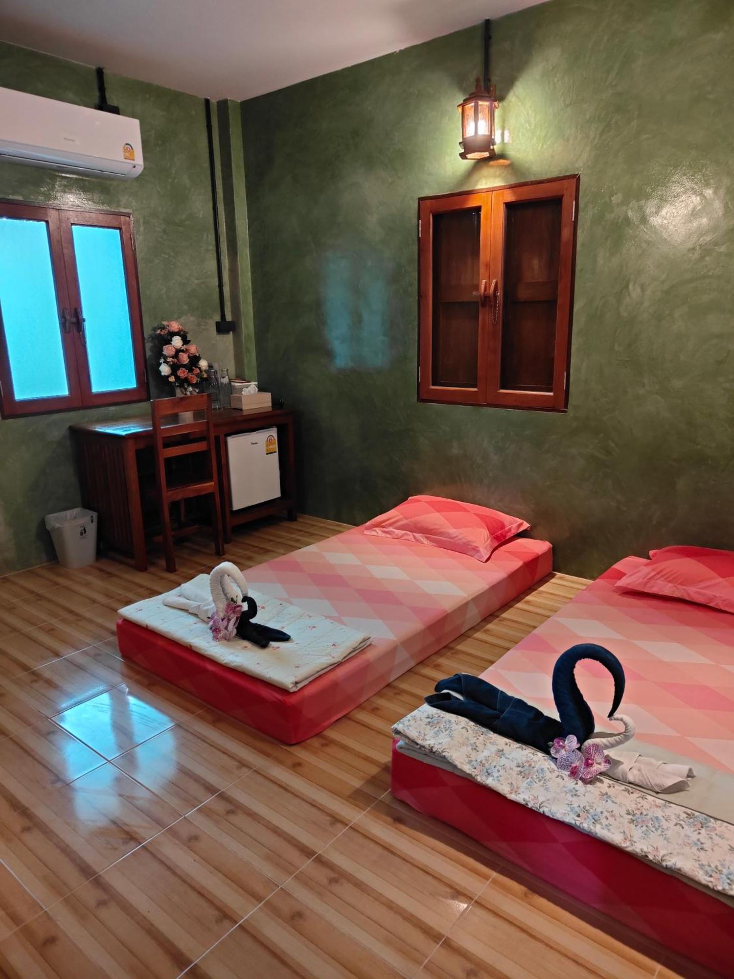 Smilingface Guesthouse Сукотаи Экстерьер фото